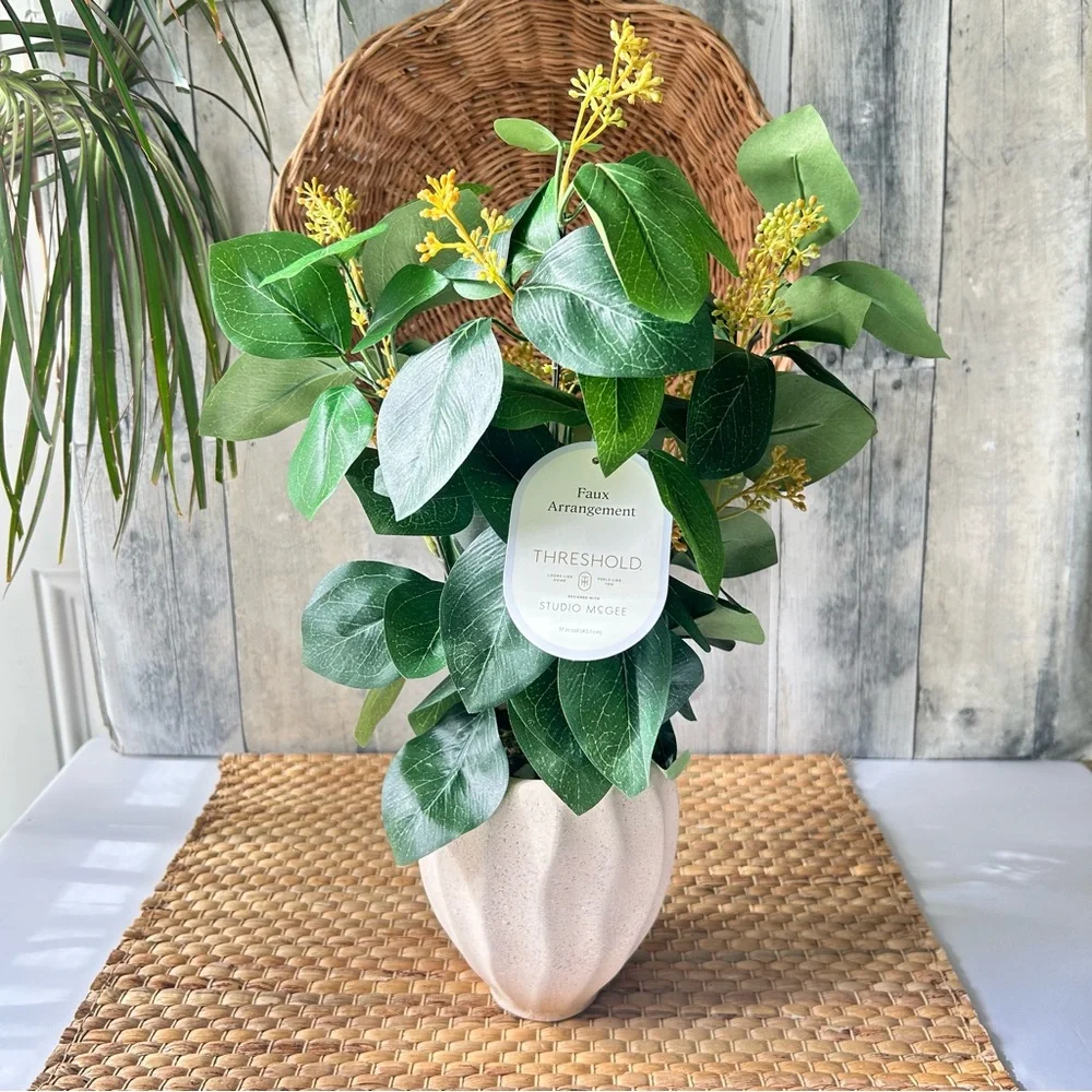 🌴 Threshold Tabletop Faux Fall Greenery w/Yellow/Orangey Little Flower Blossoms